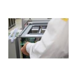 Leuze Electronic Assembly w Unterstadion może wyprodukować około 1600 rodzajów płytek drukowanych; każdego dnia wytwarzanych jest około 40 różnych typów płytek.