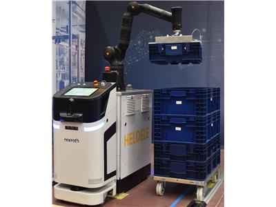 Mobilna stacja robotyczna (Zdjęcie: HELDELE Automation GmbH)