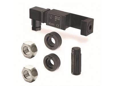 Rys. 4. Zestaw do elektrycznej kontroli poziomu cieczy SLCK.jpg