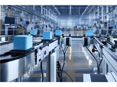 System transportowy TS 1 z kompaktowymi silnikami krokowymi 48 V pozwala na tworzenie małych układów systemowych. (Źródło ilustracji: Bosch Rexroth AG)