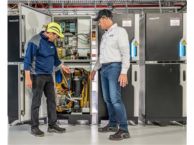 Wnętrze jednostki hydraulicznej CytroBox w zakładzie SKF w Lüchow (Źródło: Boach Rexroth AG)