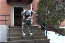 Boston Dynamics nie przestaje zadziwiać Boston Dynamics nie przestaje zadziwiać