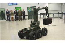 Robot wesprze krakowskie lotnisko Robot wesprze krakowskie lotnisko