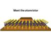 Atomrystor na straży Prawa Moore'a © University of Texas