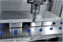 Podciśnieniowy system mocowania do obróbki metalu i tworzyw sztucznych