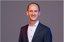 Tobias Gerhard, , starszy menedżer ds. rozwoju sprzedaży Tobias Gerhard, , starszy menedżer ds. rozwoju sprzedaży