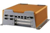 Bezwentylatorowy kompakt z Core 2 Duo i PCI-Express