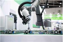 Przygotowywanie kawy z wykorzystaniem cobota Techman TM12