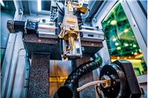 Przemysłowe zastosowania maszyn cnc do precyzyjnej obróbki metalu