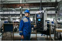 Dlaczego warto inwestować w wysokiej jakości odzież roboczą, zamiast wybierać najtańsze rozwiązania?