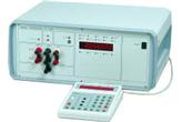 C101 - Kalibrator uniwersalny napięć i prądów stałych oraz przemiennych