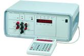 C101 - Kalibrator uniwersalny napięć i prądów stałych oraz przemiennych C101 - Kalibrator uniwersalny napięć i prądów stałych oraz przemiennych