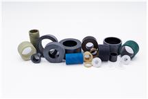 Brąz, kompozyt czy tworzywo sztuczne? Dobór materiału tulei pod kątem nacisków powierzchniowych