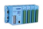 ADAM-5000L/TCP: Czteroslotowa kaseta Modbus/TCP