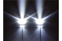 Światło białych diod LED nowym medium transmisyjnym