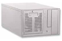 Nowe miniaturowe obudowy komputerów przemysłowych AX60501/AX60551