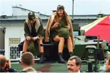 IX Międzynarodowy Salon Przemysłu Obronnego w Kielcach - Targi w kolorze pustynnym