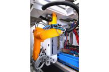 Wielka Brytania kupuje najwięcej robotów w historii, ale...