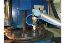  UR5 Universal Robots na linii produkcji w spółce Ronet