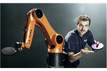 Kuka gra w ping-ponga