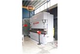 Prasa krawędziowa CNC 3100 mm 100 ton. Prasa krawędziowa CNC 3100 mm 100 ton.