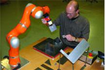 Innowacyjny robot KUKA nagrodzony w Szwecji Innowacyjny robot KUKA nagrodzony w Szwecji
