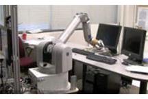 Robot kontra sześciomiesięczne dziecko [video]