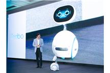 ASUS przynosi roboty pod strzechy
