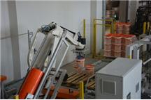 Paletyzacja płynnych materiałów budowlanych Paletyzacja płynnych materiałów budowlanych